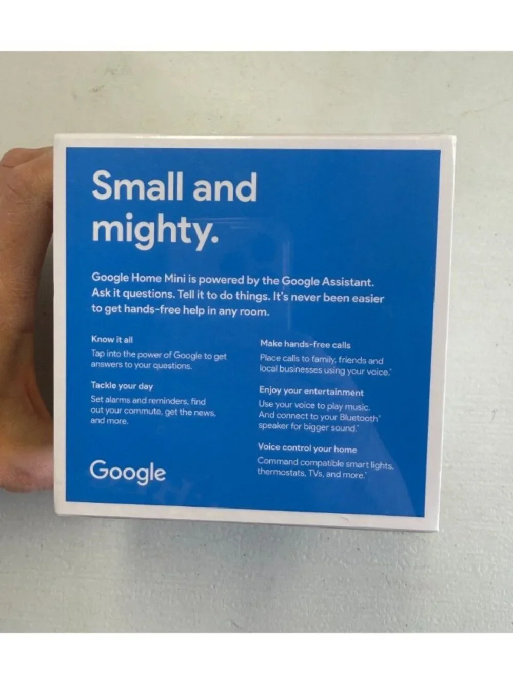 Google Home Mini Smart Speaker with Google Assistant GA00210-US Chalk NEW